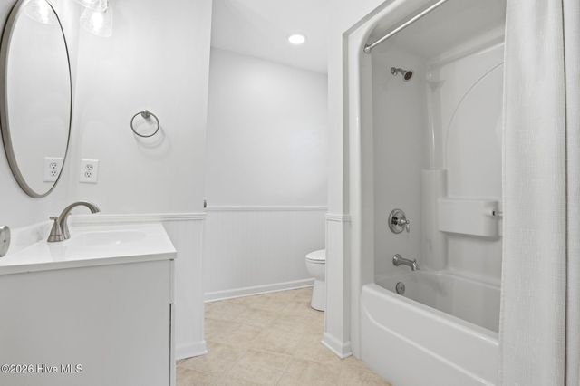 6043 Cedar Ridge Drive, Wilmington, NC 28405