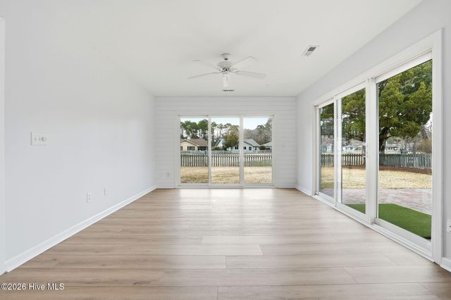 6043 Cedar Ridge Drive, Wilmington, NC 28405