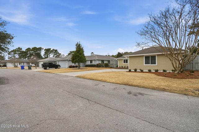 6043 Cedar Ridge Drive, Wilmington, NC 28405
