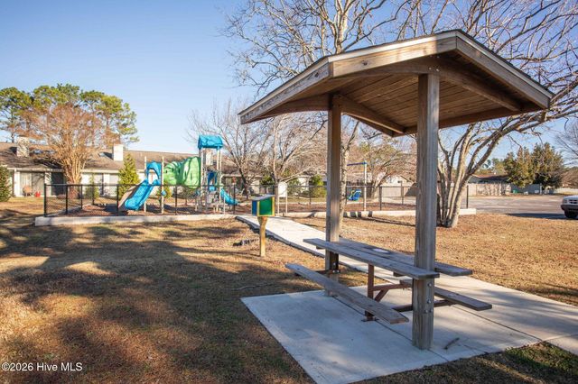 6043 Cedar Ridge Drive, Wilmington, NC 28405