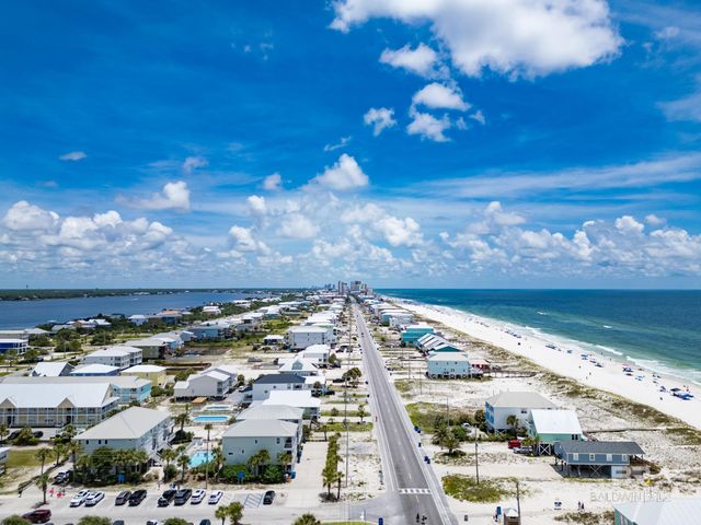 1524 W Beach Boulevard 301, Gulf Shores, AL 36542