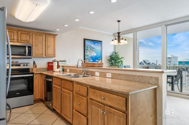 1524 W Beach Boulevard 301, Gulf Shores, AL 36542