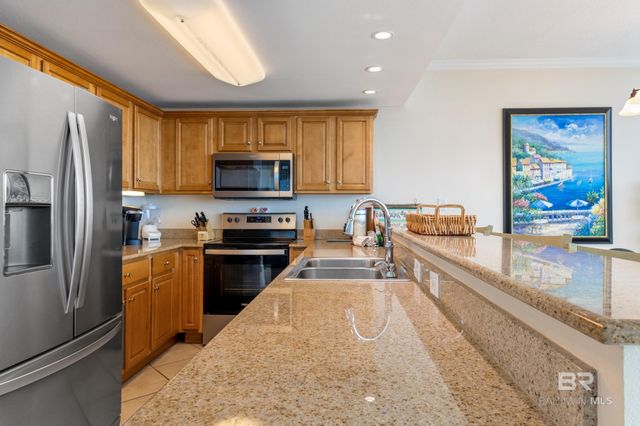 1524 W Beach Boulevard 301, Gulf Shores, AL 36542