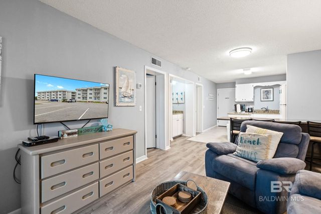 400 W Plantation Road 1211, Gulf Shores, AL 36542