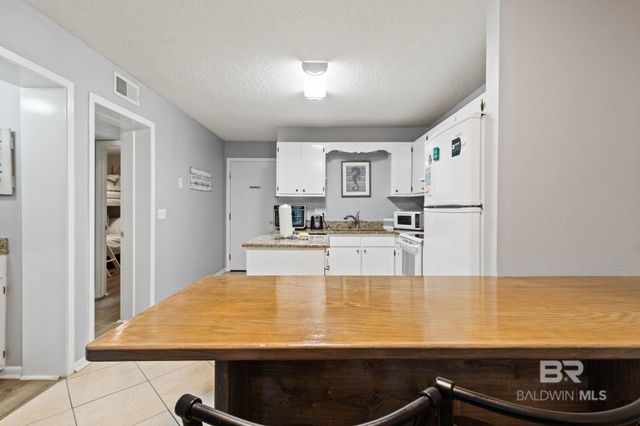400 W Plantation Road 1211, Gulf Shores, AL 36542