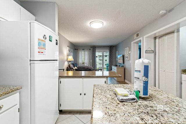 400 W Plantation Road 1211, Gulf Shores, AL 36542