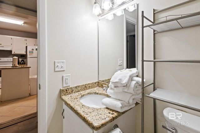 400 W Plantation Road 1211, Gulf Shores, AL 36542