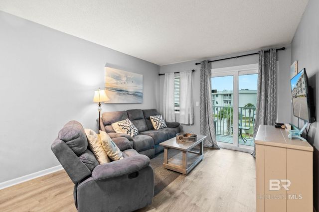 400 W Plantation Road 1211, Gulf Shores, AL 36542