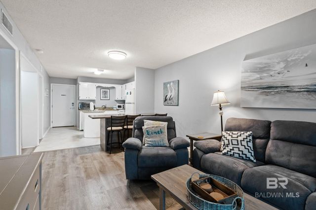 400 W Plantation Road 1211, Gulf Shores, AL 36542