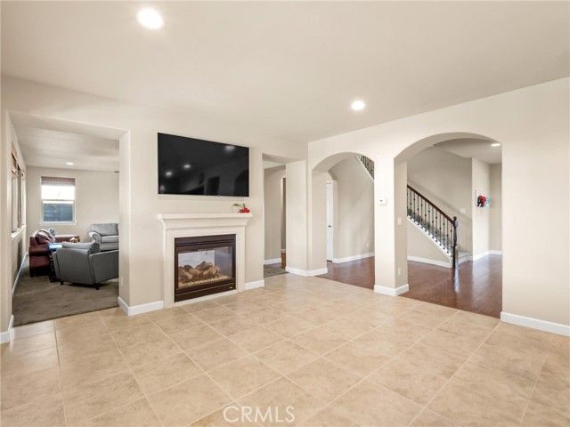 1178 Blackwood, Clovis, CA 93619