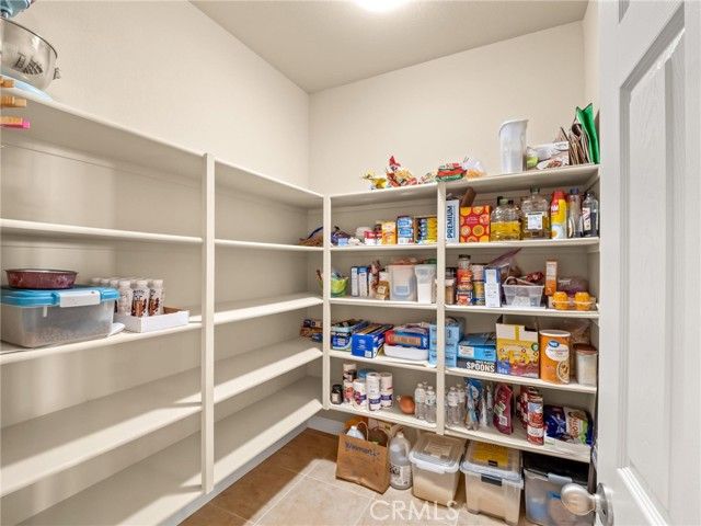 1178 Blackwood, Clovis, CA 93619