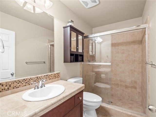 1178 Blackwood, Clovis, CA 93619