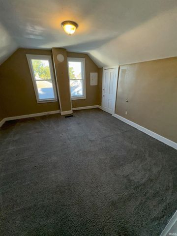 1100 N 3rd Avenue, Evansville, IN 47710