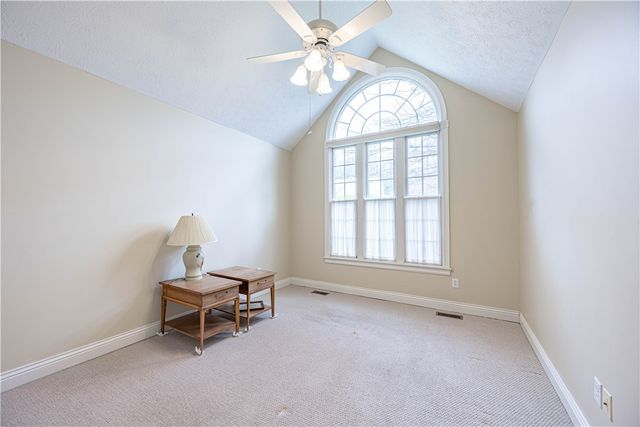 224 Country View Dr, Lower Burrell, PA 15068
