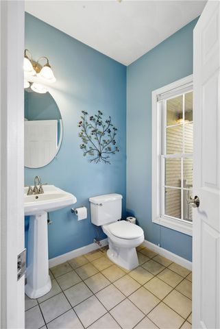 313 Westmoreland Lane, North Kingstown, RI 02874