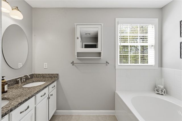 313 Westmoreland Lane, North Kingstown, RI 02874