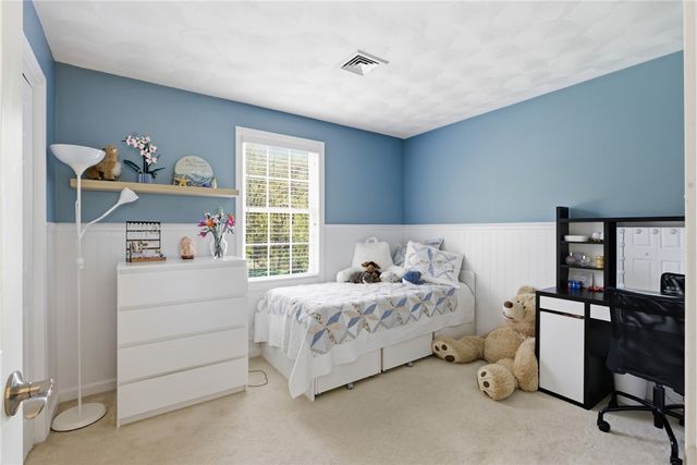 313 Westmoreland Lane, North Kingstown, RI 02874