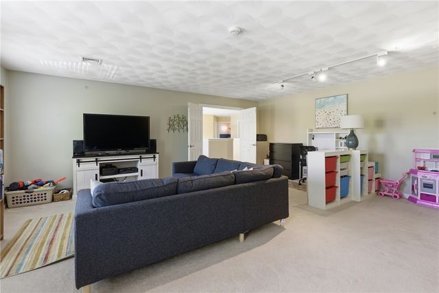 313 Westmoreland Lane, North Kingstown, RI 02874