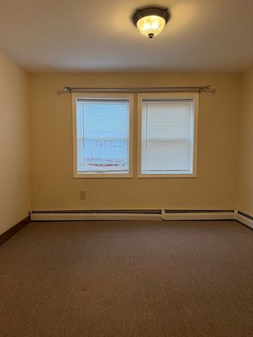 68 Cross St, Fall River, MA 02723