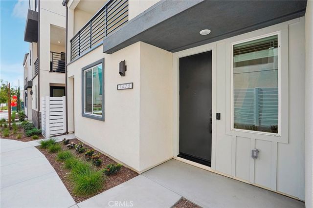 1675 Coral Sea Lane, San Pedro, CA 90732