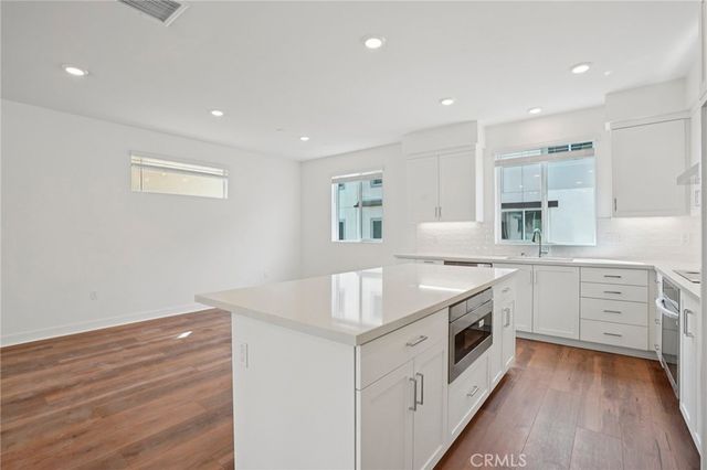 1675 Coral Sea Lane, San Pedro, CA 90732
