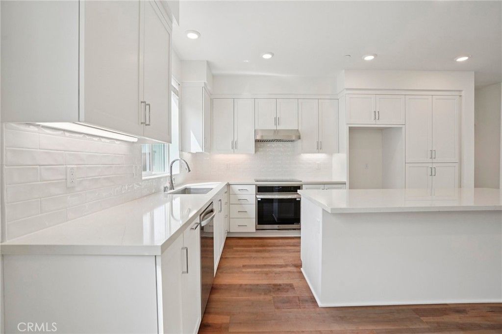 1675 Coral Sea Lane, San Pedro, CA 90732