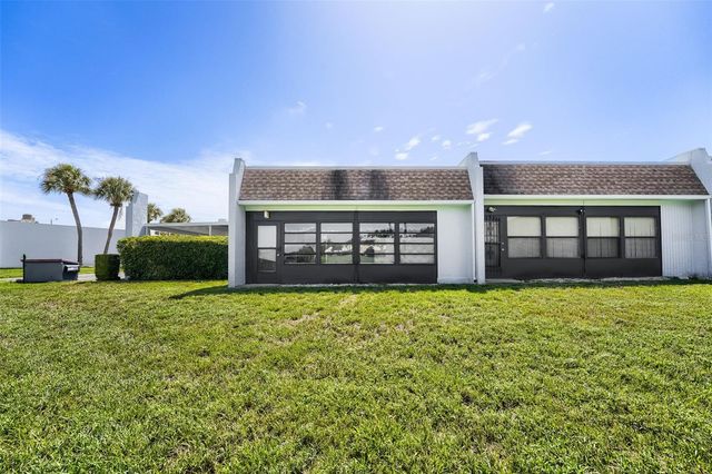 11210 CARRIAGE HILL DRIVE 6, Port Richey, FL 34668