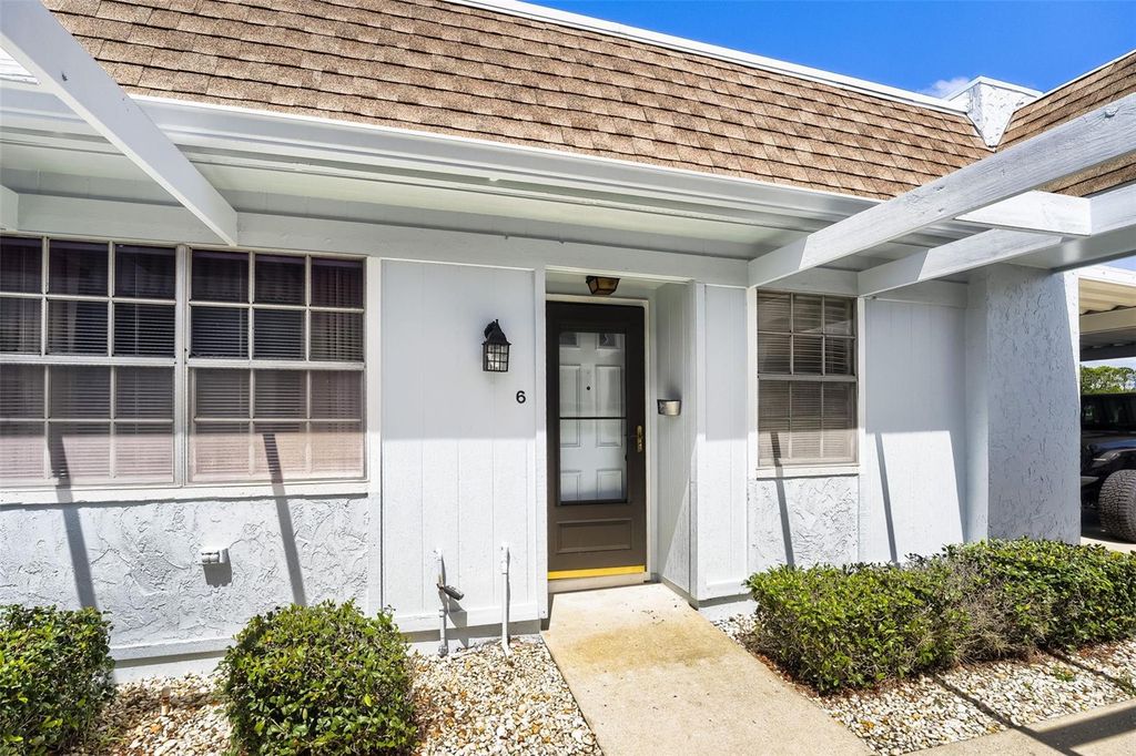 11210 CARRIAGE HILL DRIVE 6, Port Richey, FL 34668