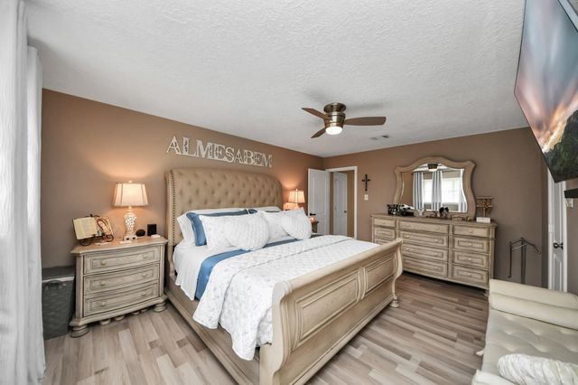 613 Luella Ave, Deer Park, TX 77536