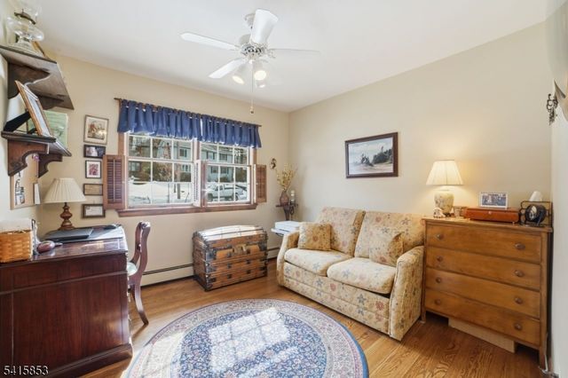 36 Page Dr, Oakland Boro, NJ 07436