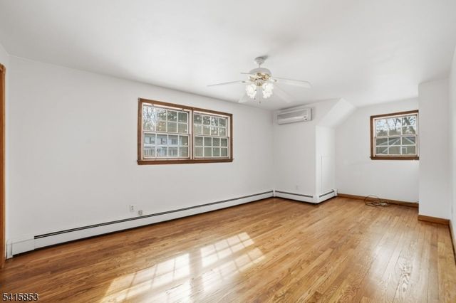 36 Page Dr, Oakland Boro, NJ 07436