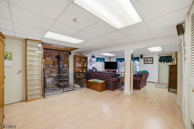 36 Page Dr, Oakland Boro, NJ 07436