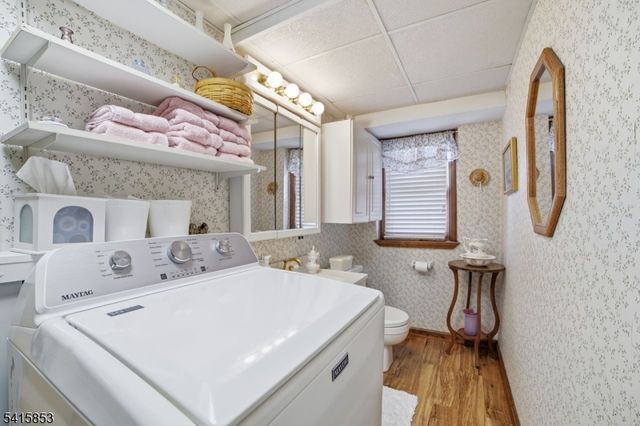 36 Page Dr, Oakland Boro, NJ 07436