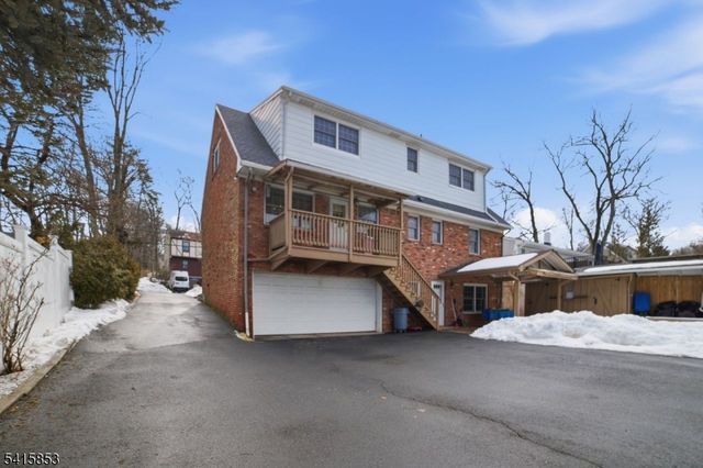 36 Page Dr, Oakland Boro, NJ 07436