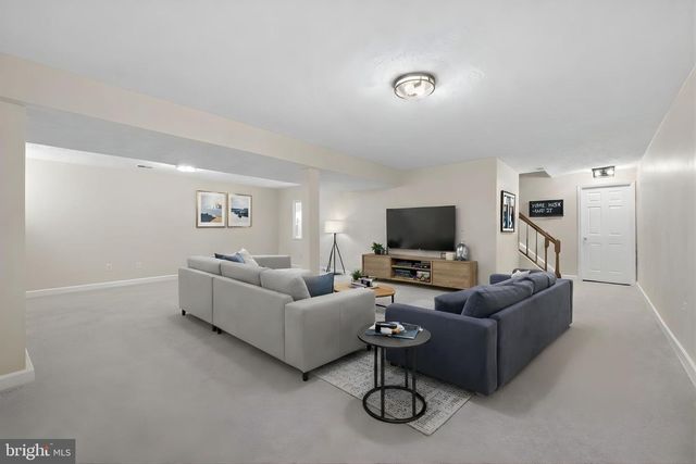 6321 BARSKY CT, Fairfax Station, VA 22039