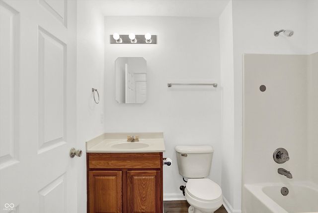 3939 Gray Pond Court, Indianapolis, IN 46237