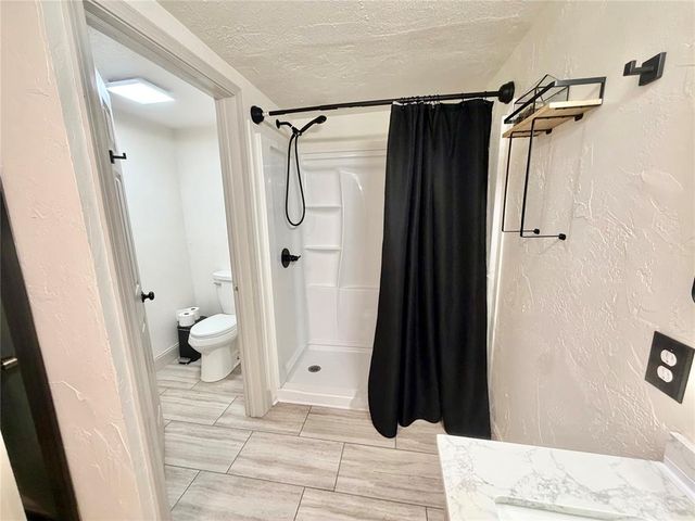 408 S 5th Street, Hammon, OK 73650