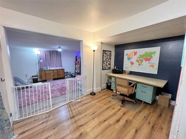 408 S 5th Street, Hammon, OK 73650