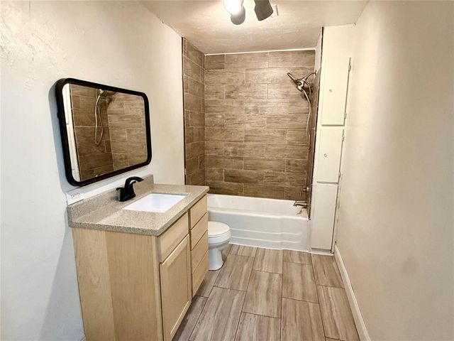 408 S 5th Street, Hammon, OK 73650