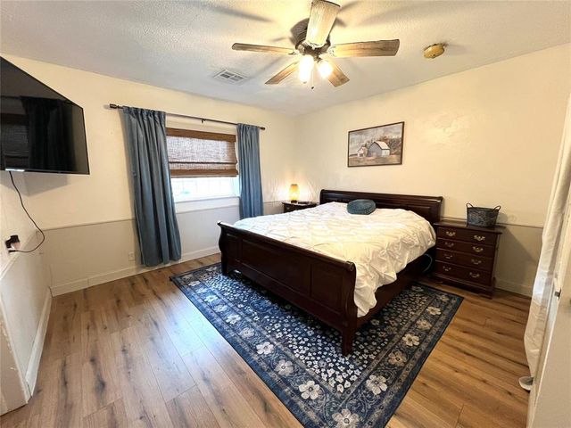 408 S 5th Street, Hammon, OK 73650