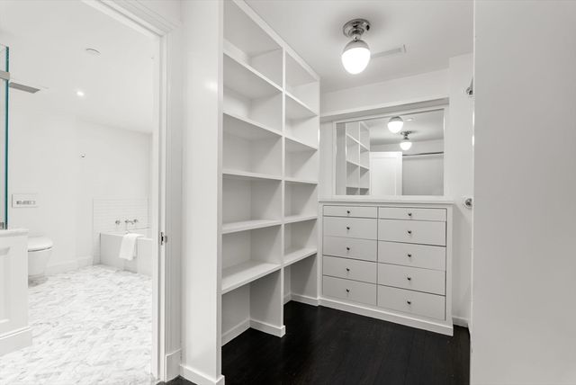 2 Commonwealth 9A, Boston, MA 02116