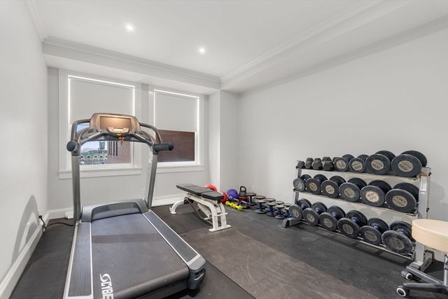 2 Commonwealth 9A, Boston, MA 02116