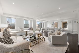 2 Commonwealth 9A, Boston, MA 02116