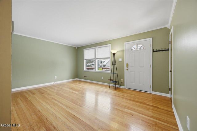 1 Victor Drive, Guilderland, NY 12203