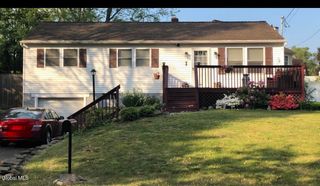 1 Victor Drive, Guilderland, NY 12203