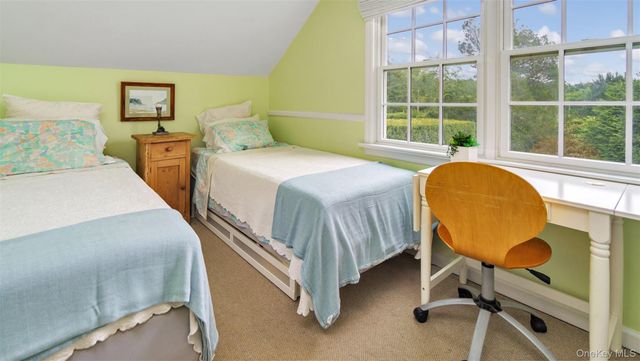 9 Ocame Avenue, Westhampton Beach, NY 11978