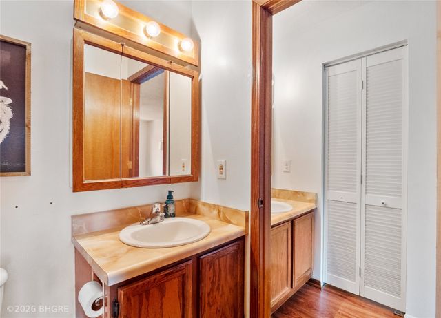 983 10th Avenue NW, Altoona, IA 50009