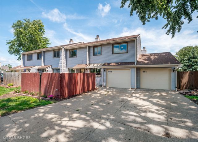 983 10th Avenue NW, Altoona, IA 50009