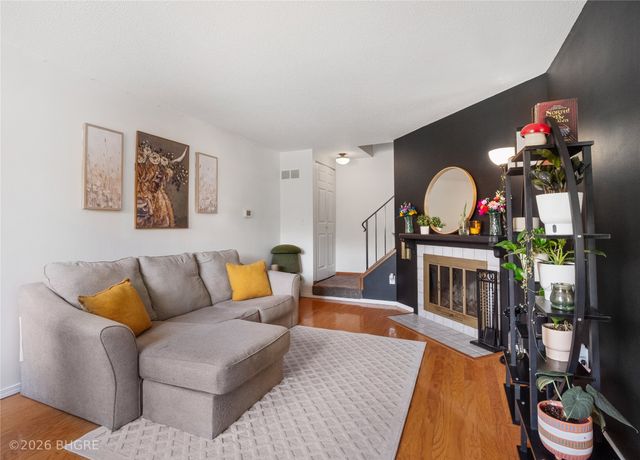 983 10th Avenue NW, Altoona, IA 50009