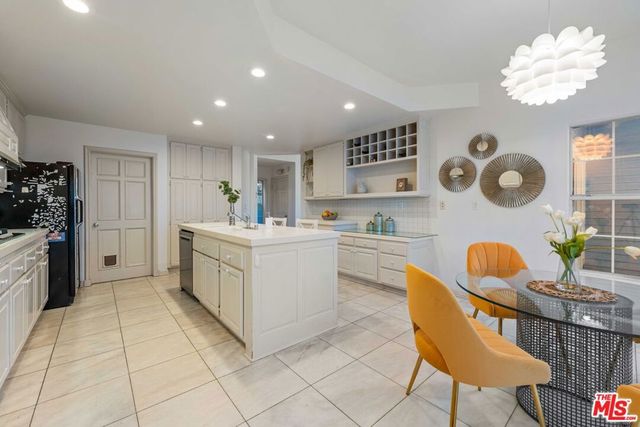 134 Roma Court, Marina Del Rey, CA 90292